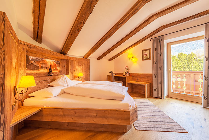 Doppelzimmer mit Blick auf Balkon - Komfort Superior - Hotel Hubertushof